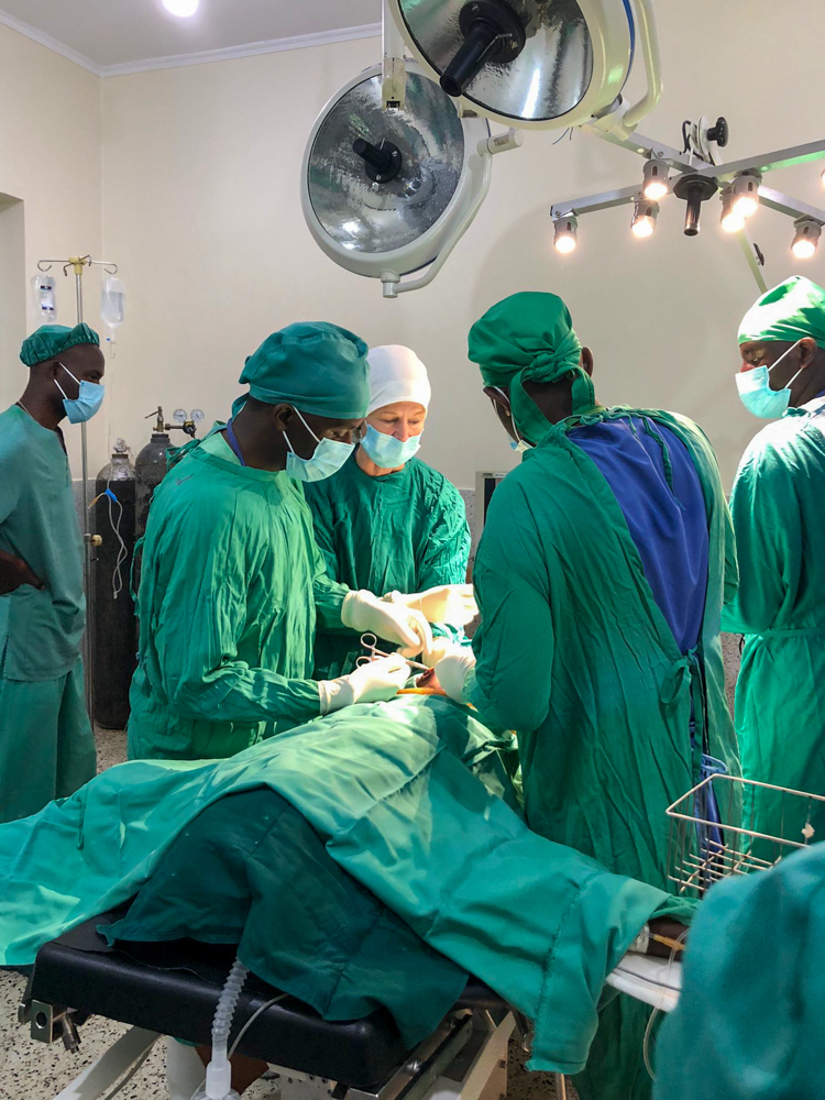 7152_diverseSurgicalscopefoundation_Uganda